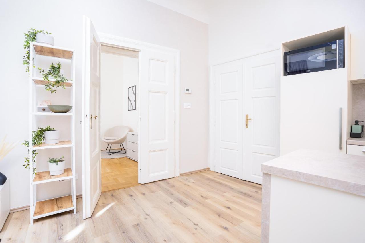 Prague Days - Bright Apartment - Old Town 외부 사진